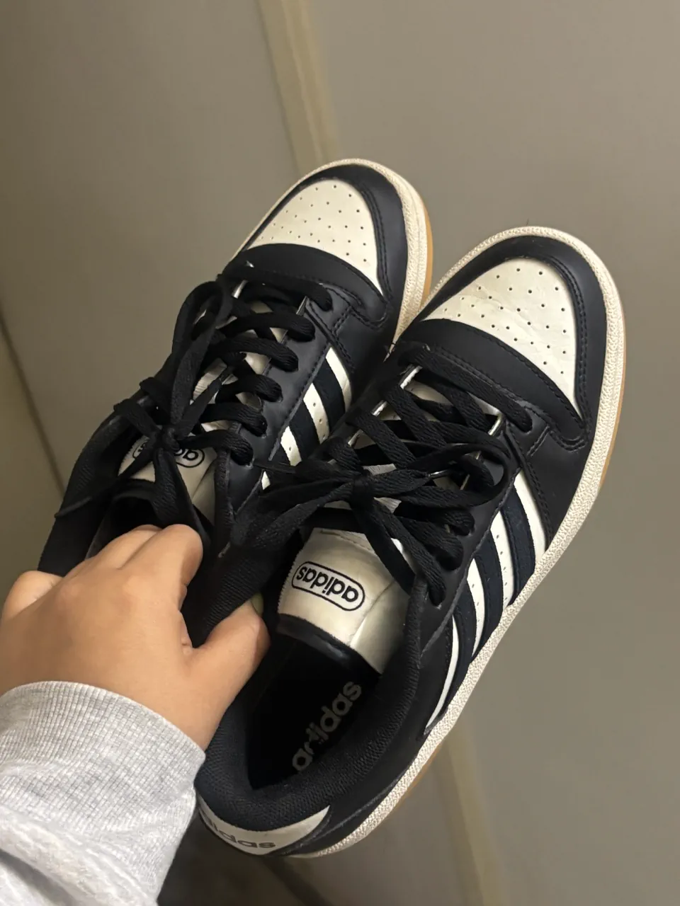 Zapatillas adidas - imagen 1