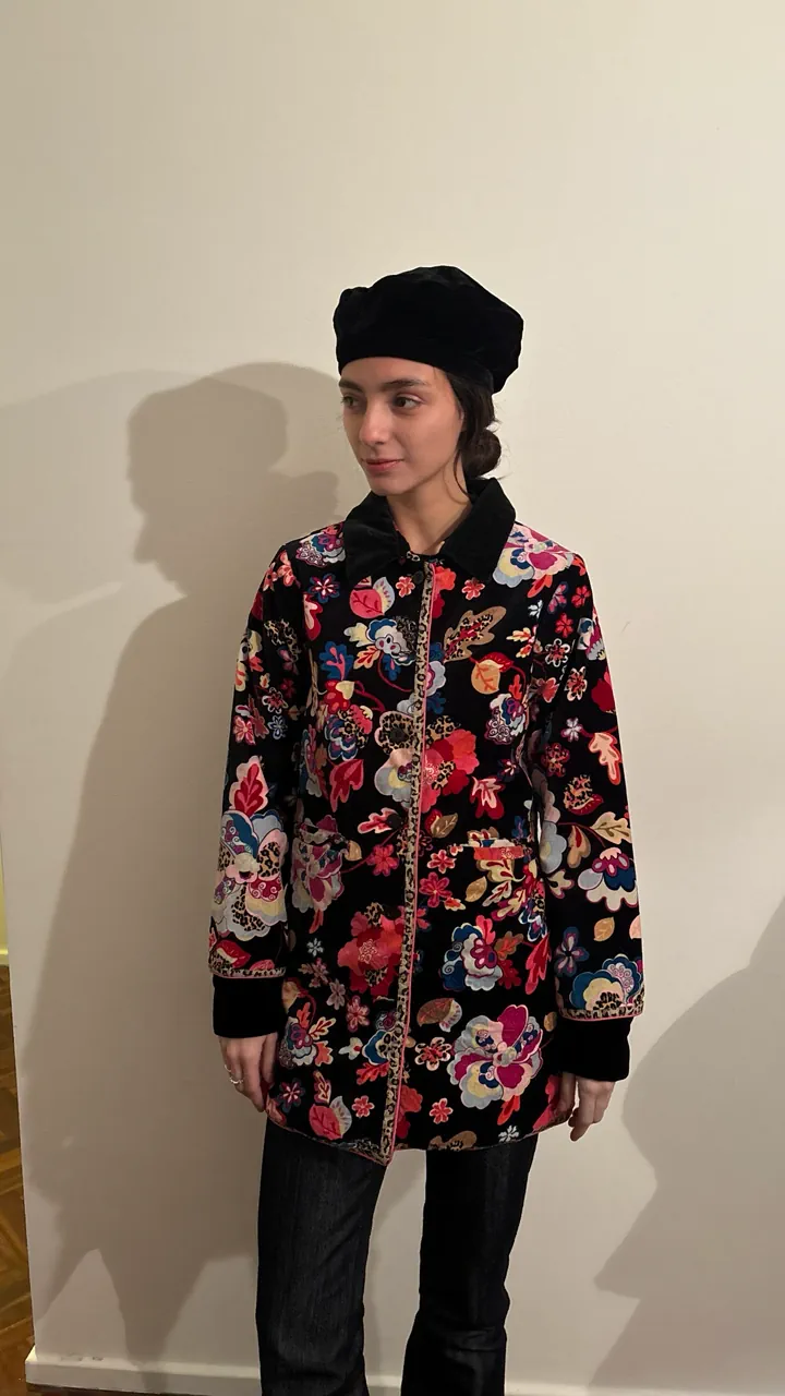Campera 🟣 - imagen 1