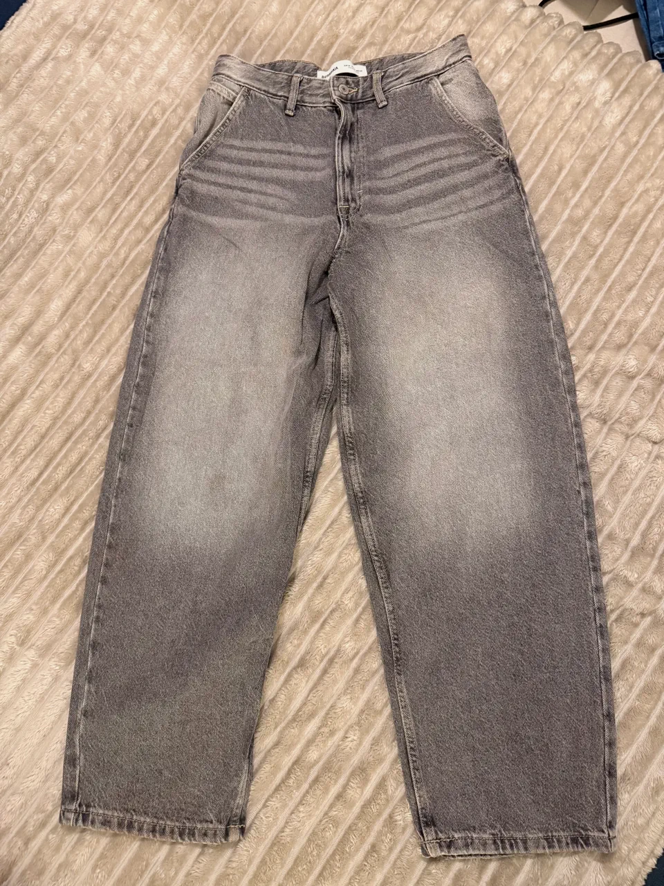 Jean Bershka · Talle EU 36