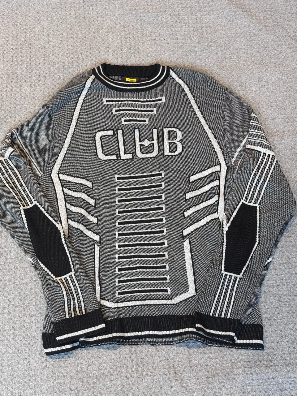 Sweater El club del sweater · Talle M