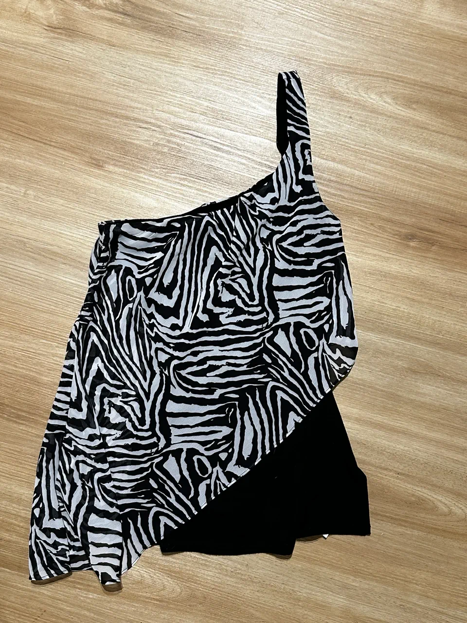 Musculosa GUESS - imagen 1