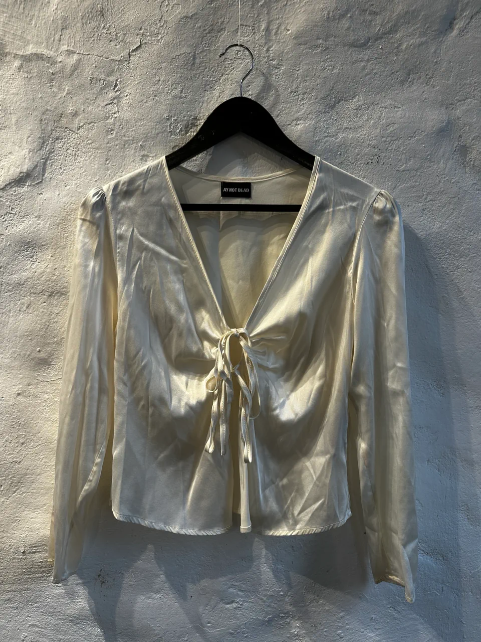 Blusa Ay Not Dead · Talle 1