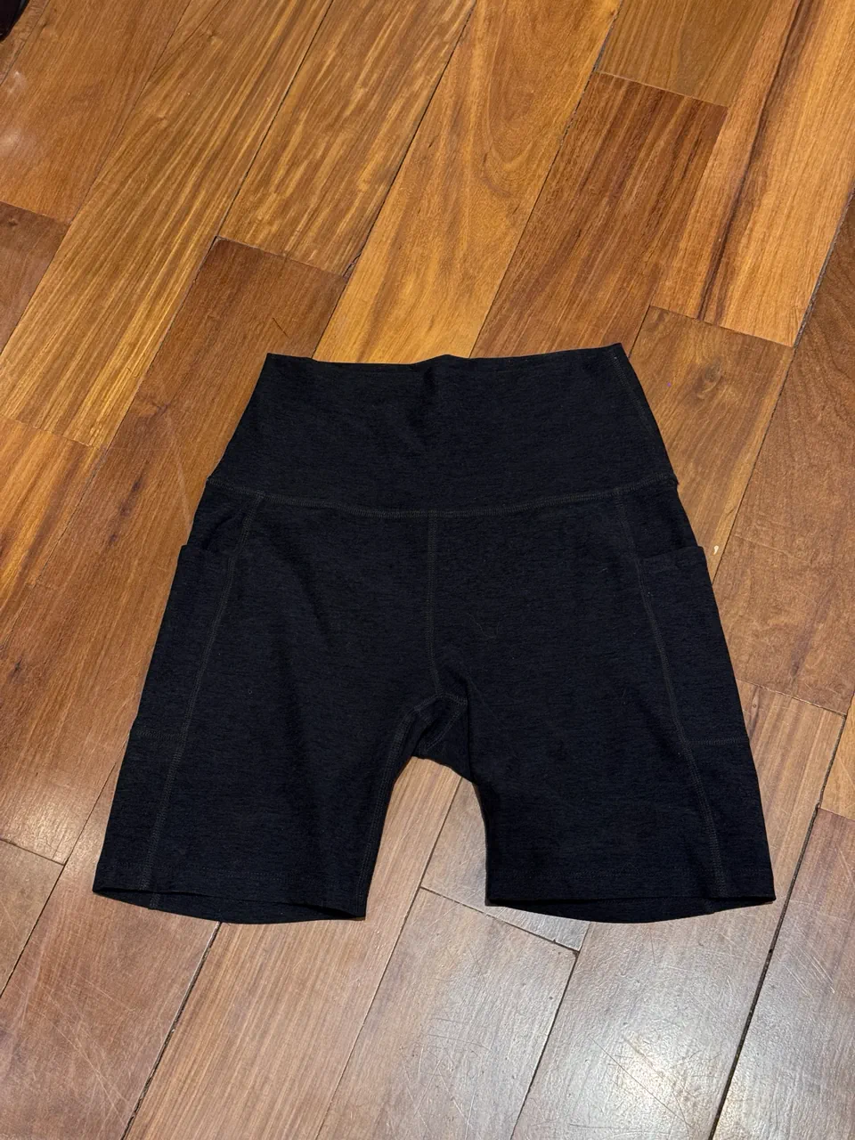 Short Beyond yoga - imagen 1