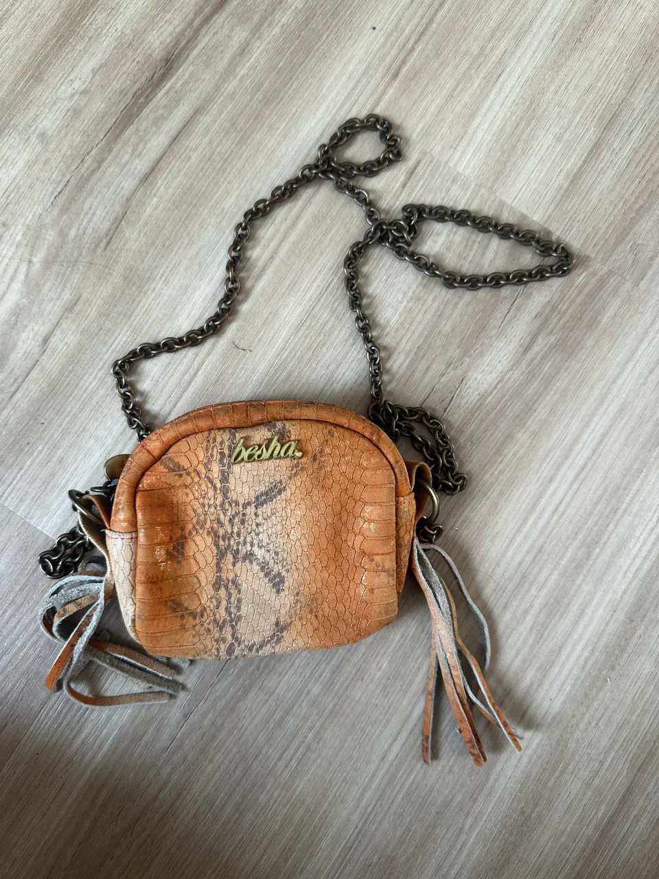 Bandolera Besha