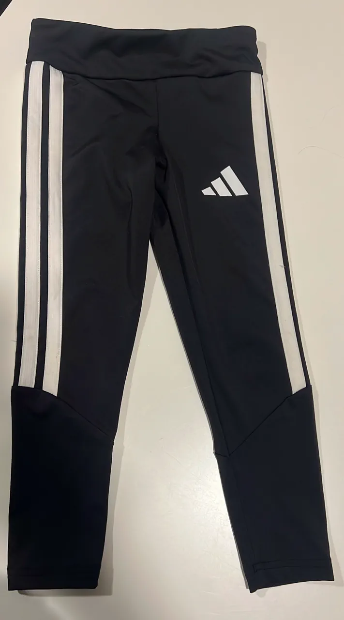 adidas · Talle 5 años / 110 cm