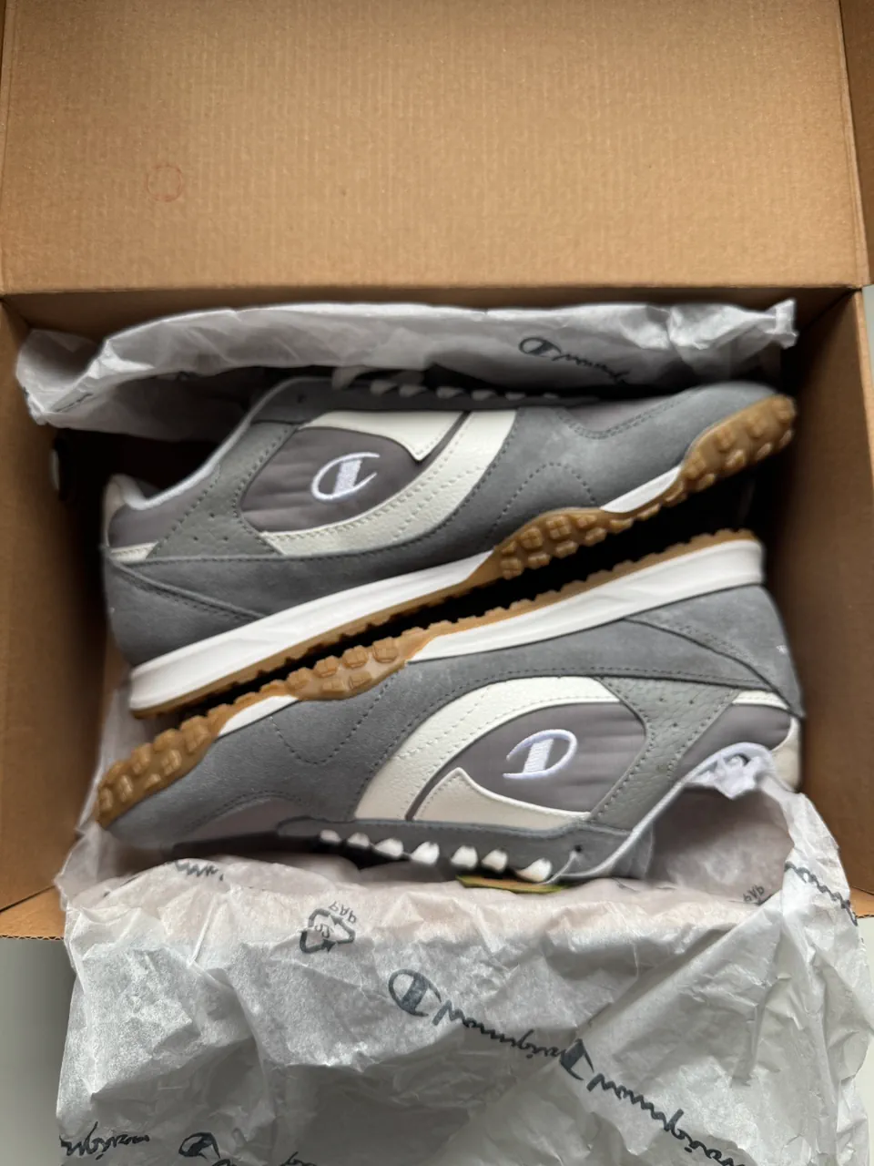 Champion · Talle AR 37