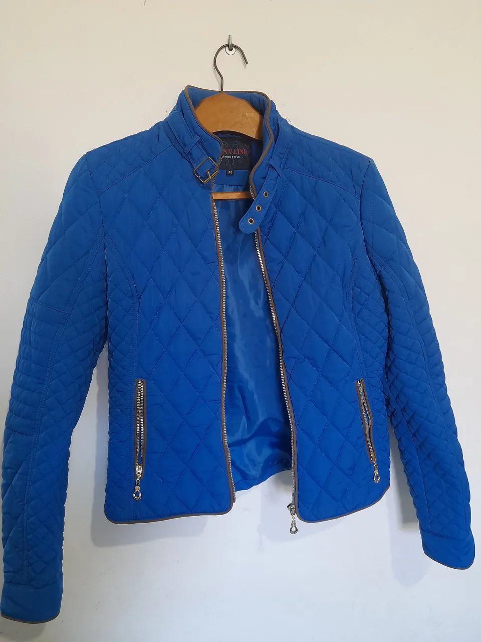 Lynn line · Talle M