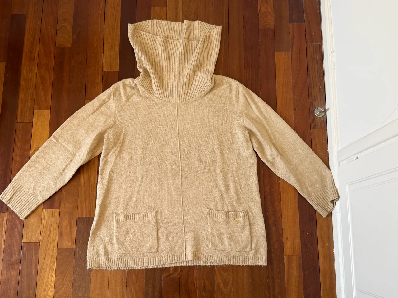 Calvin Klein · Talle L