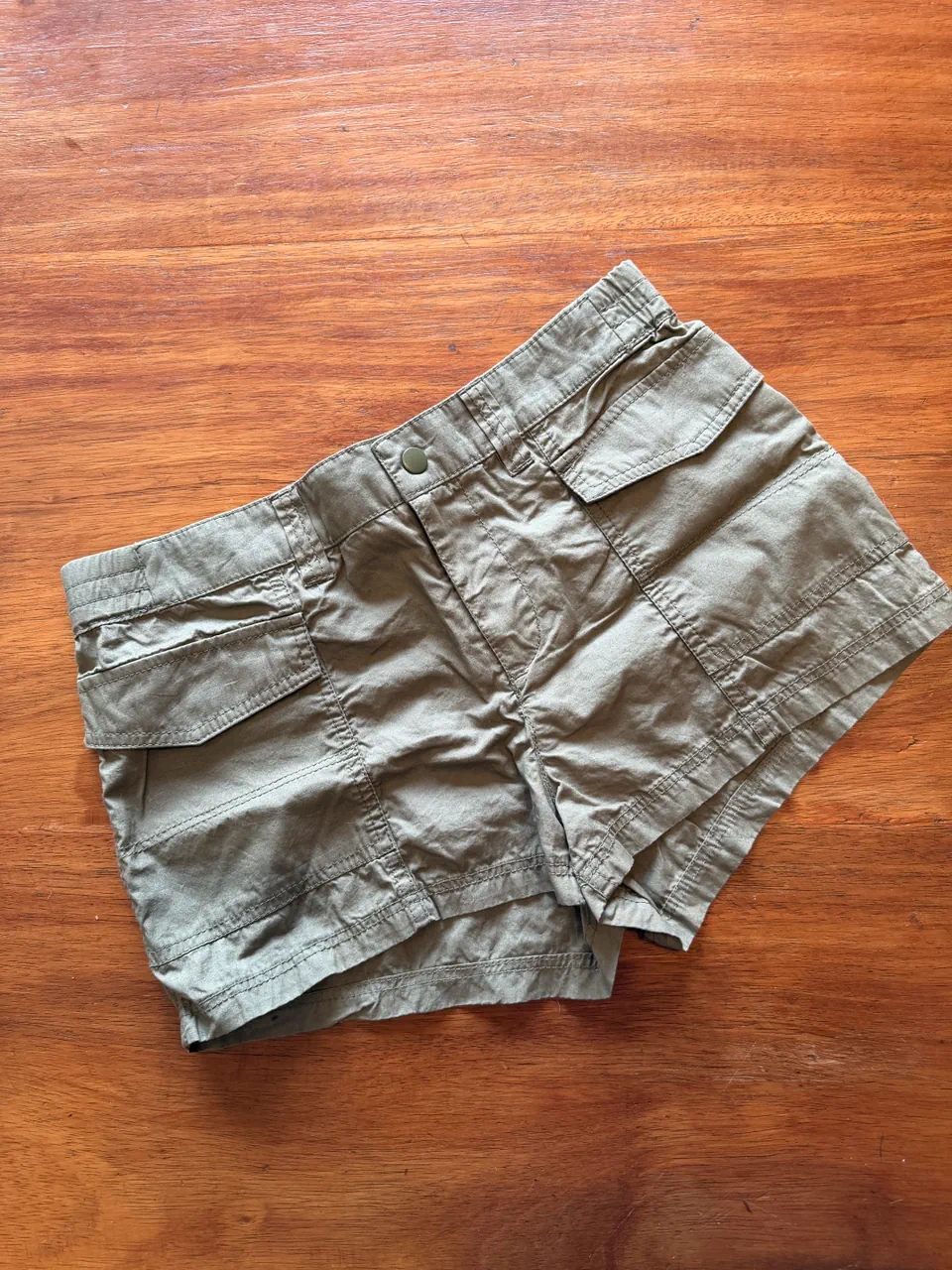 Short Hym divided - imagen 1