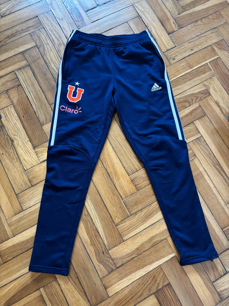 Pantalón adidas · Talle 12 años / 152 cm