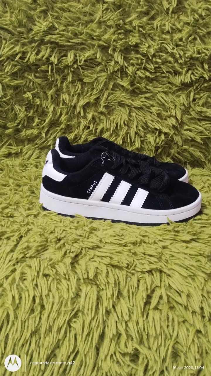 Zapatillas adidas - imagen 1