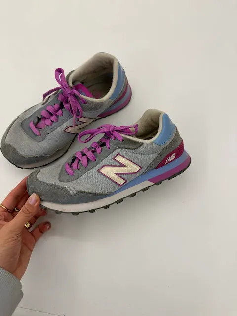 New Balance · Talle AR 35