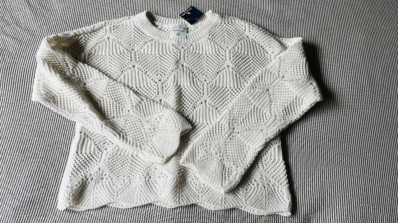 Sweater de cuello redondo Abercrombie & Fitch · Talle 7 años / 122 cm
