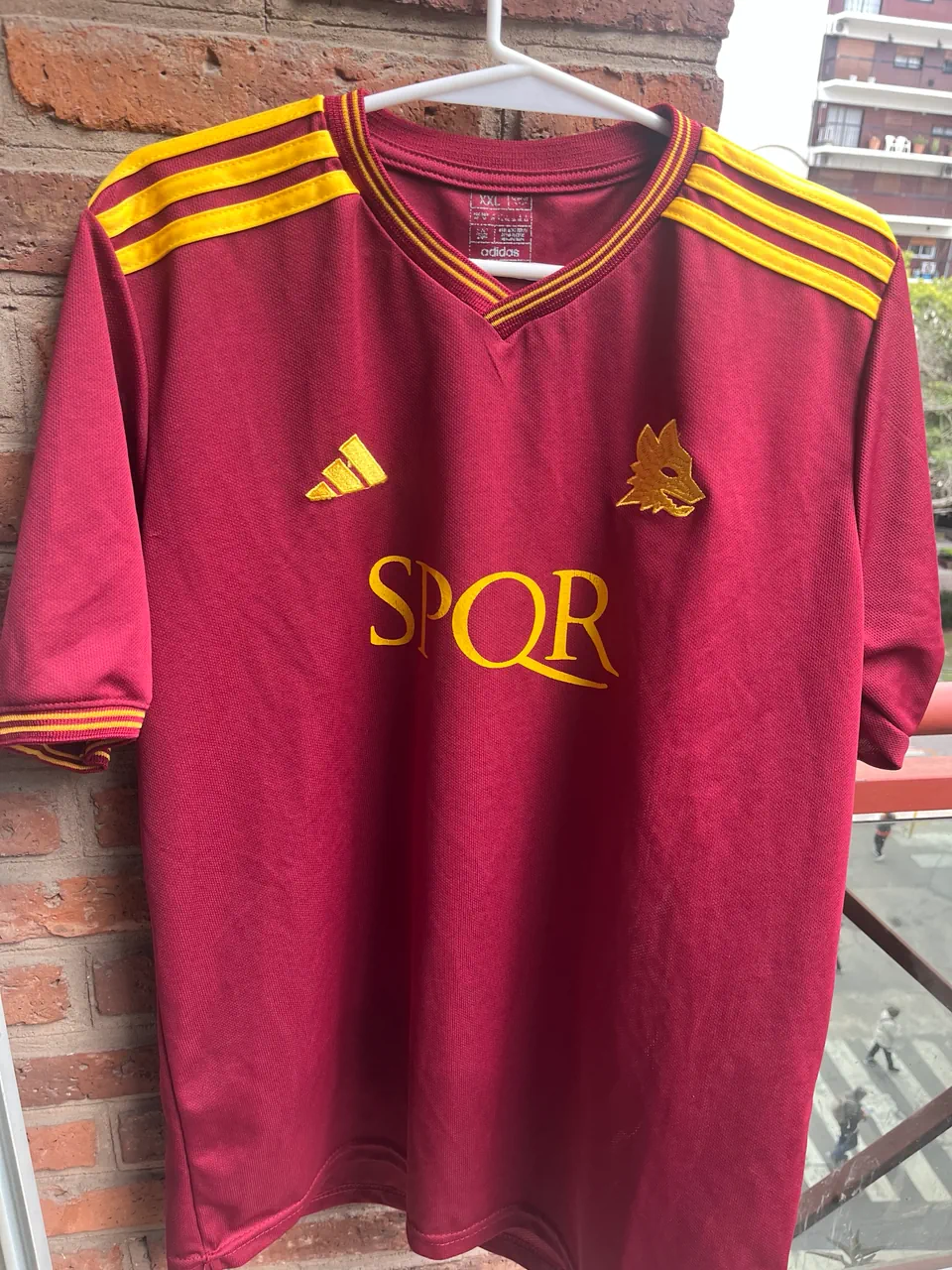 Remera adidas · Talle XXL