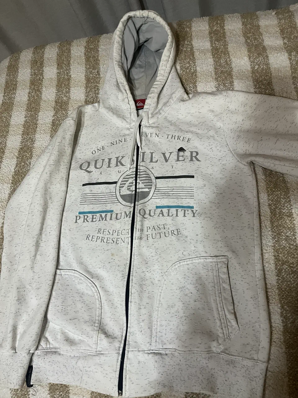 Buzo Quiksilver - imagen 1