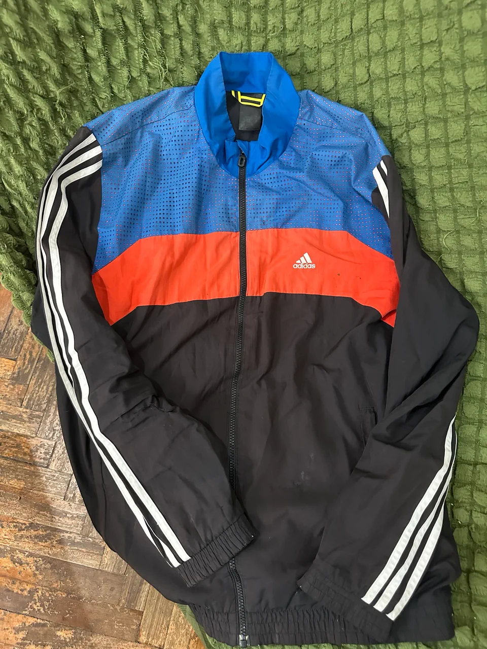Buzo adidas - imagen 3