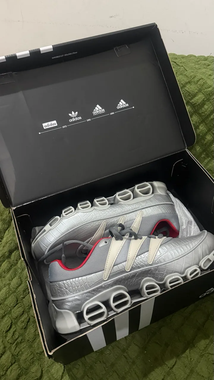 Zapatillas adidas · Talle US 10.5
