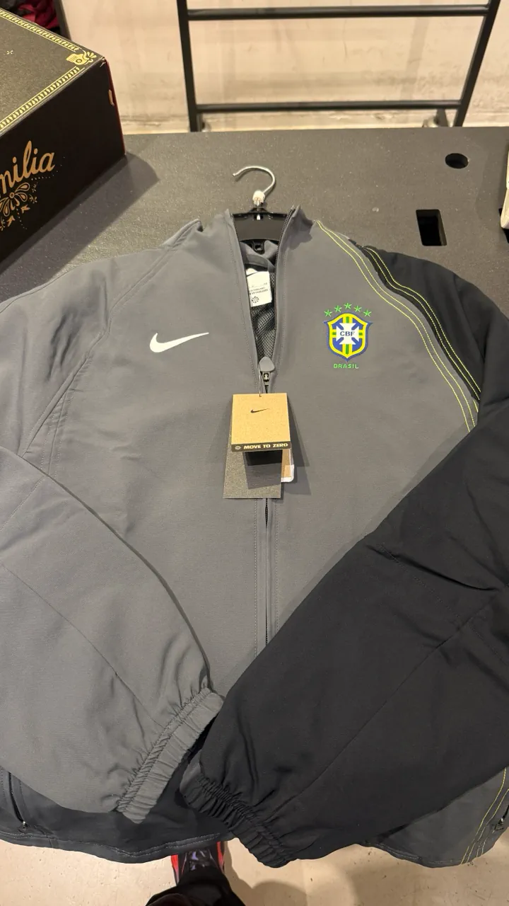 Campera Nike - imagen 1