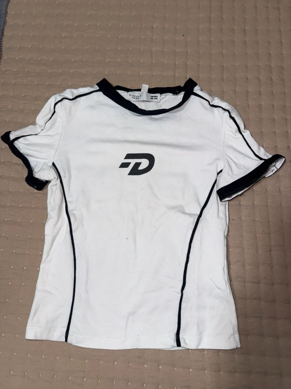Remera Dimple · Talle XS