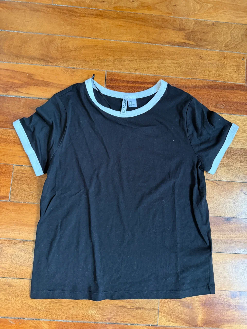 Remera H&M - imagen 1