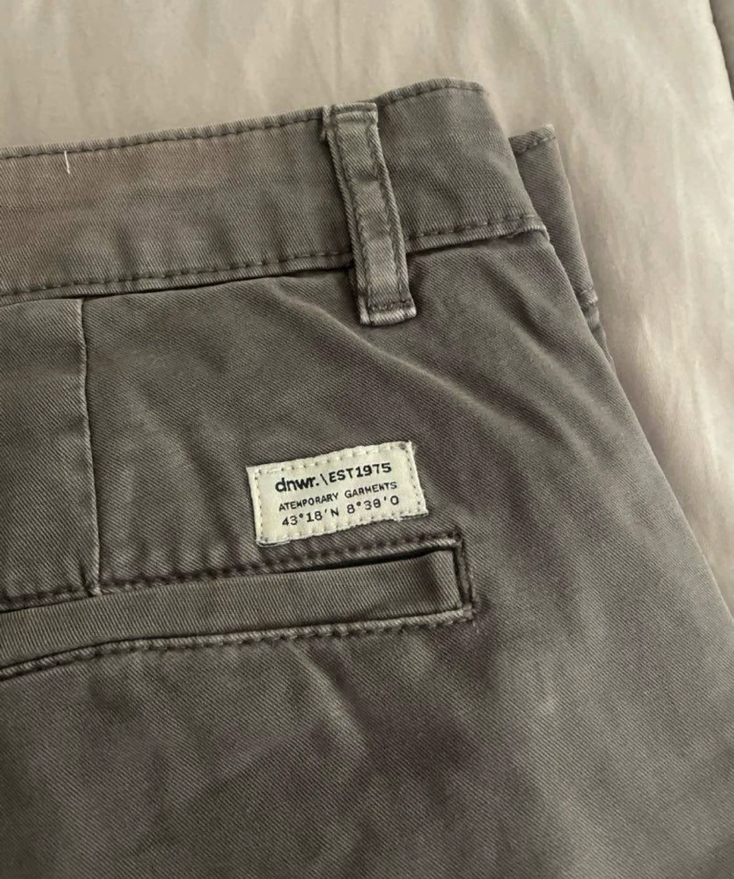 Pantalón Sara · Talle M