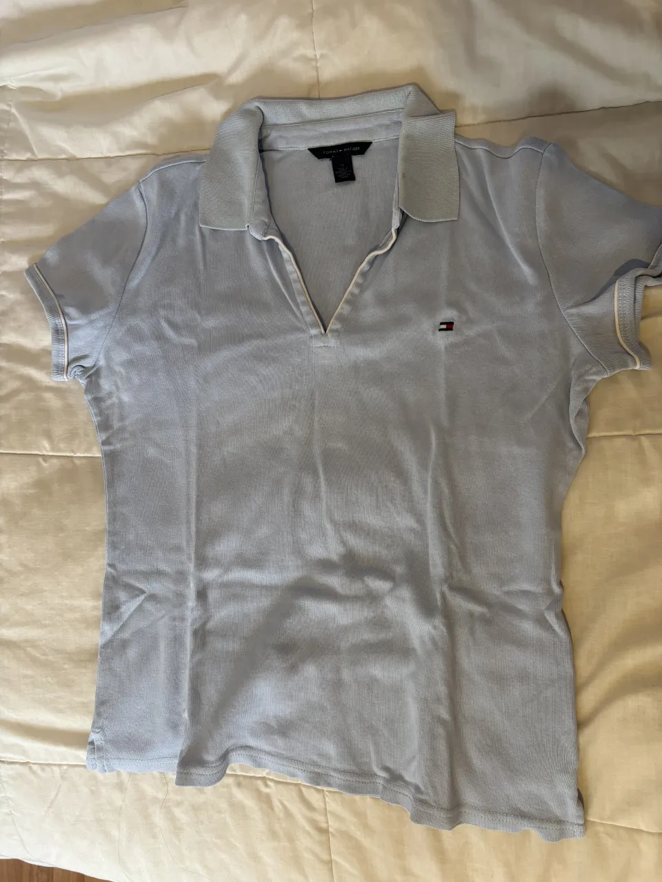 Remera Tommy Hilfiger · Talle M