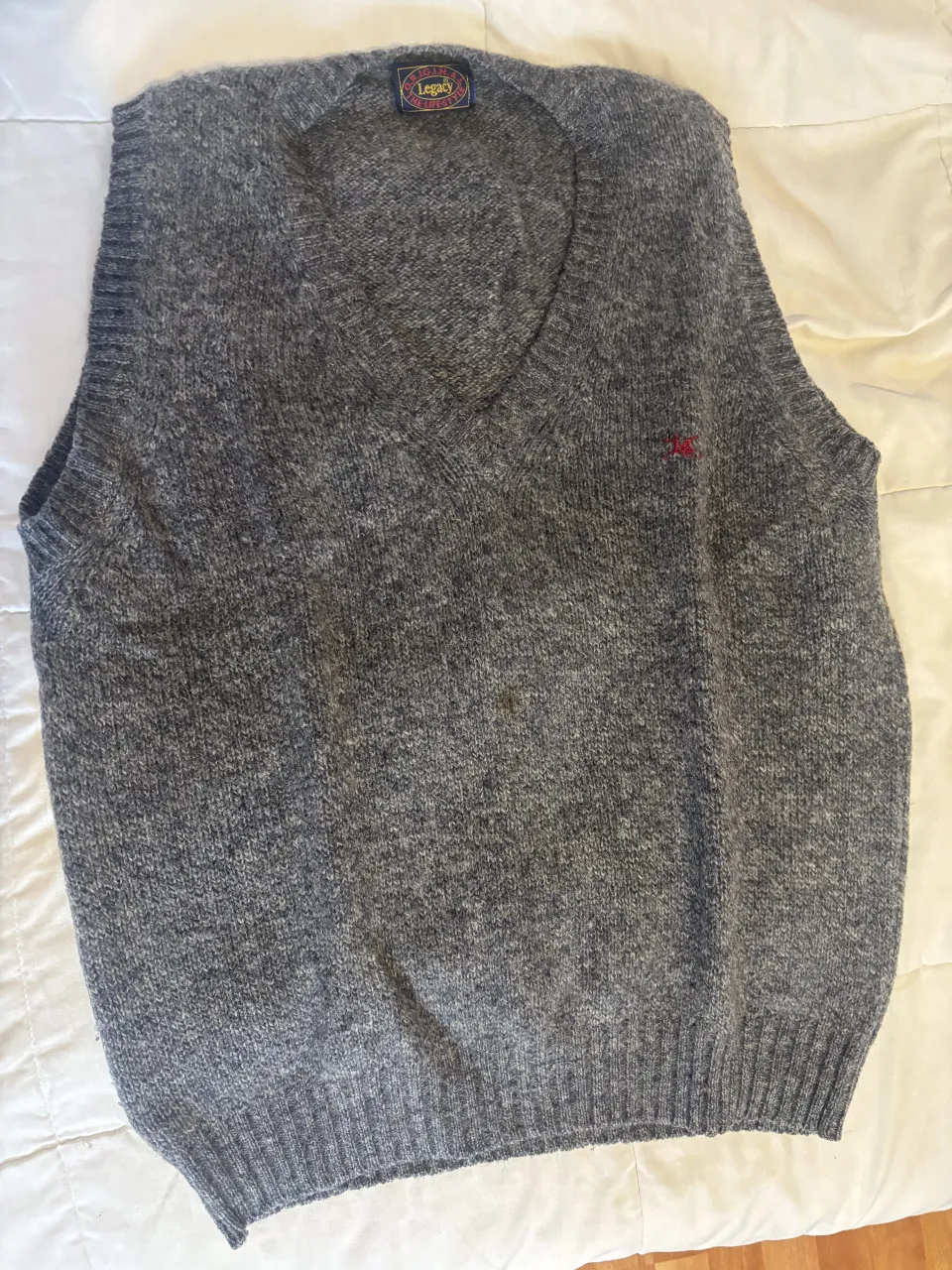 Sweater Legacy · Talle L