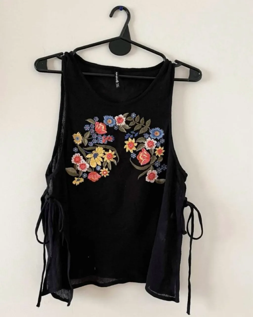 Musculosa Stradivarius · Talle M