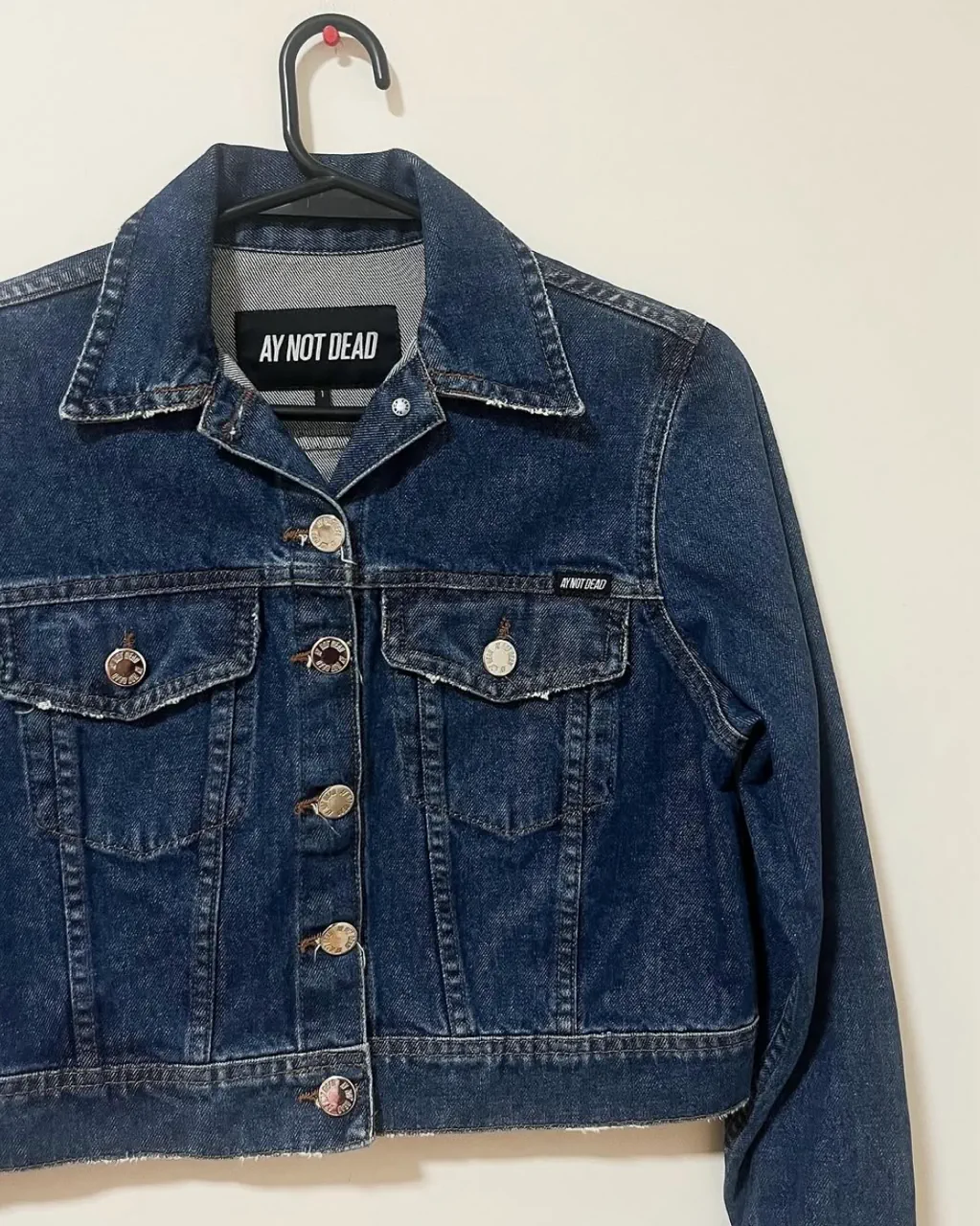 Campera Ay Not Dead - imagen 2