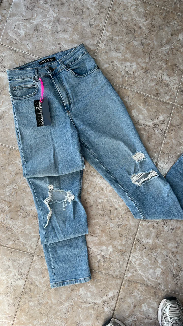 Jean Volcom - imagen 1