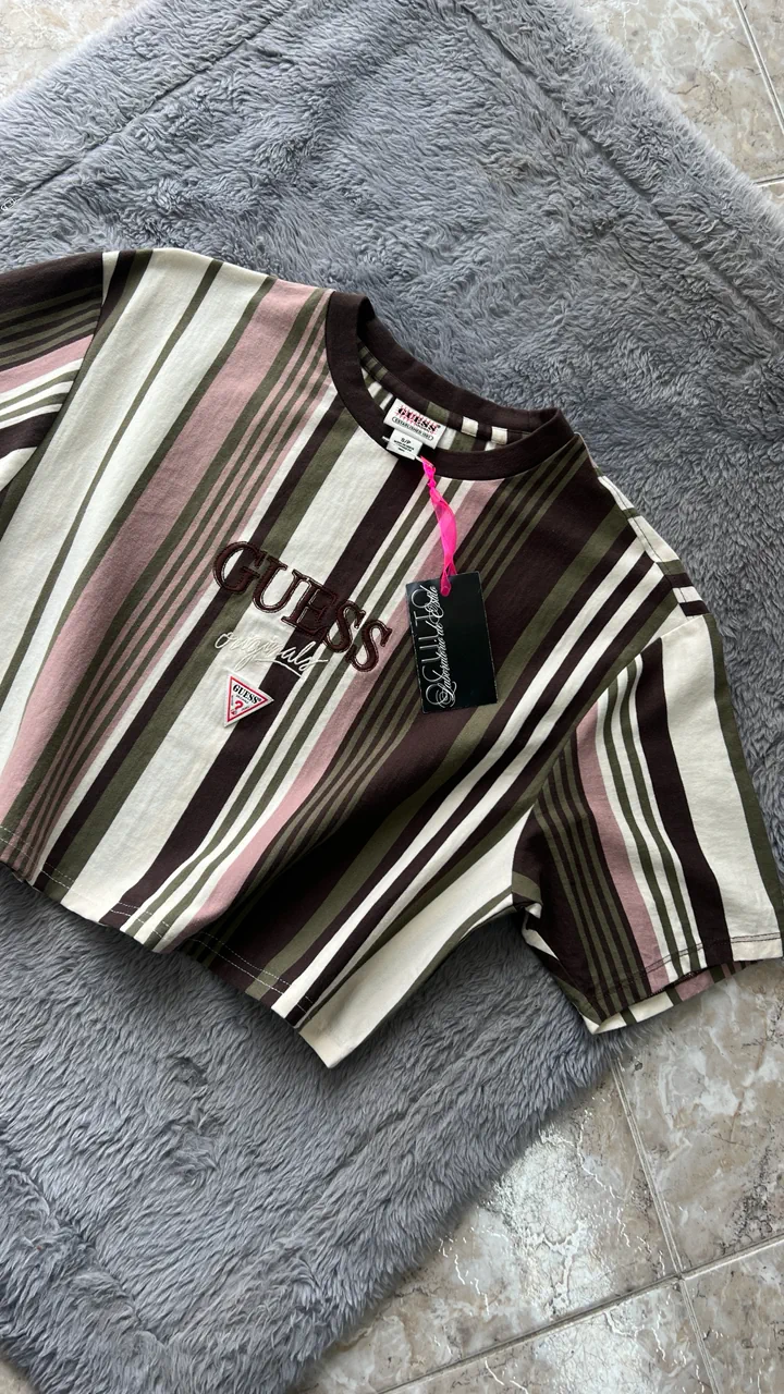 Remera GUESS - imagen 1