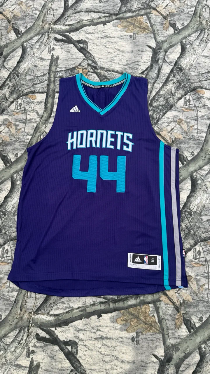 Camiseta adidas - imagen 1