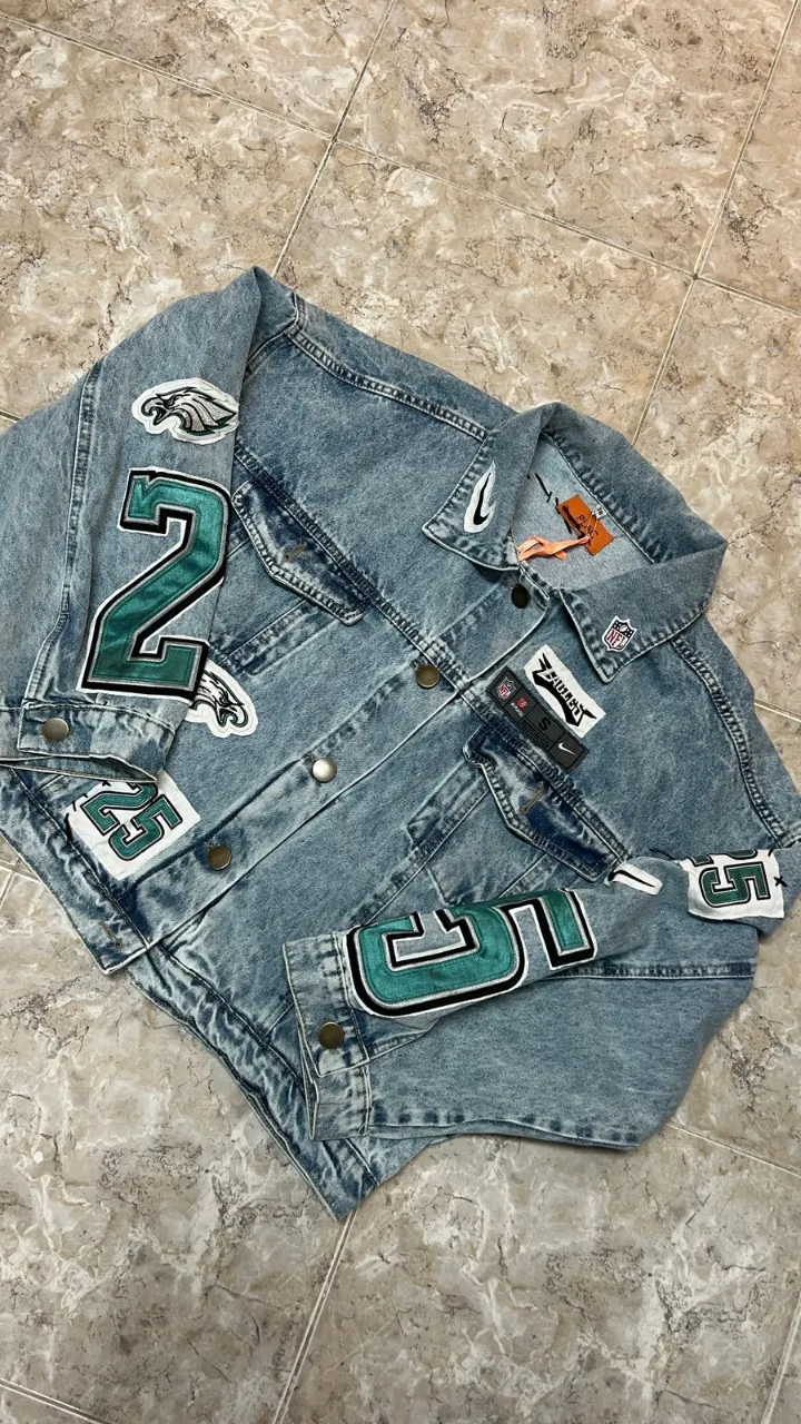 Campera Oculto · Talle L