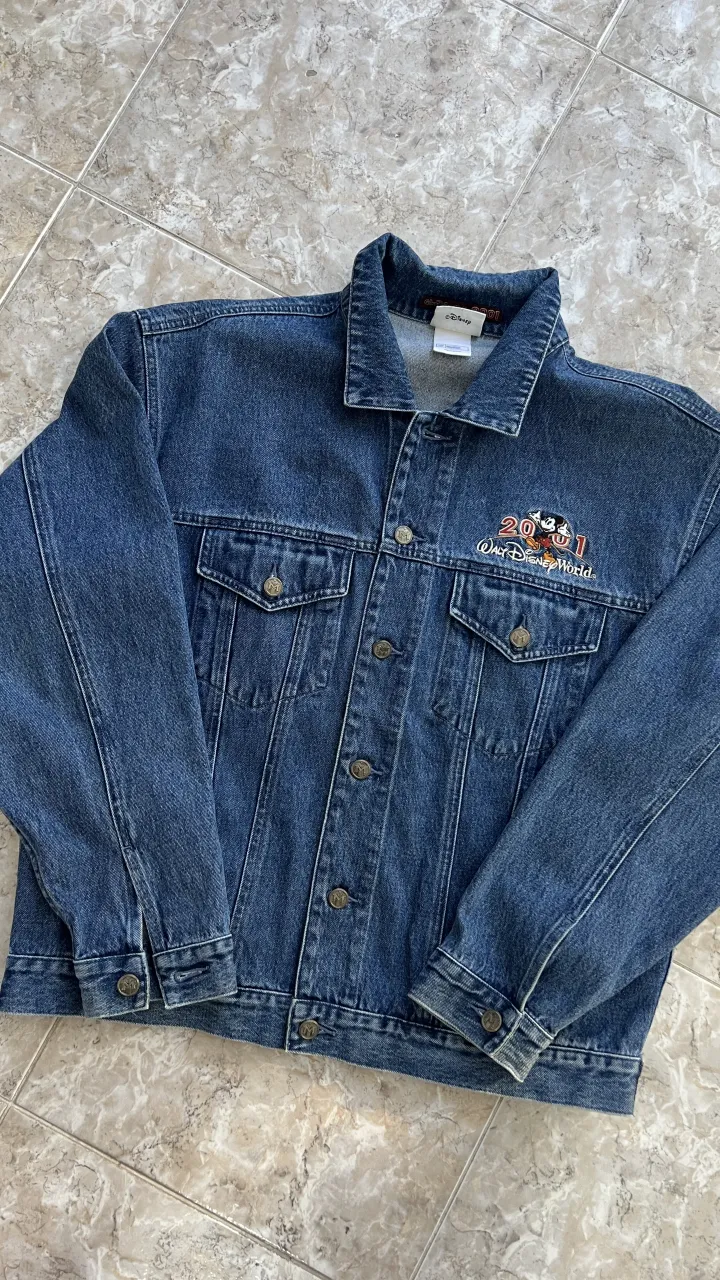 Campera Disney · Talle M