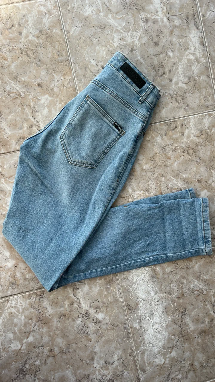 Jean Volcom - imagen 3