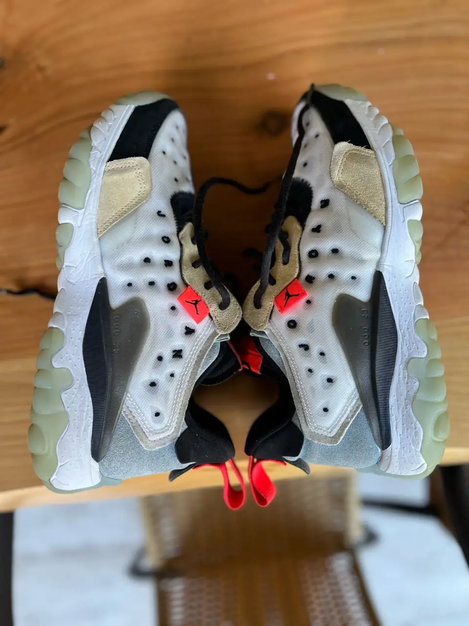 Jordan · Talle AR 38