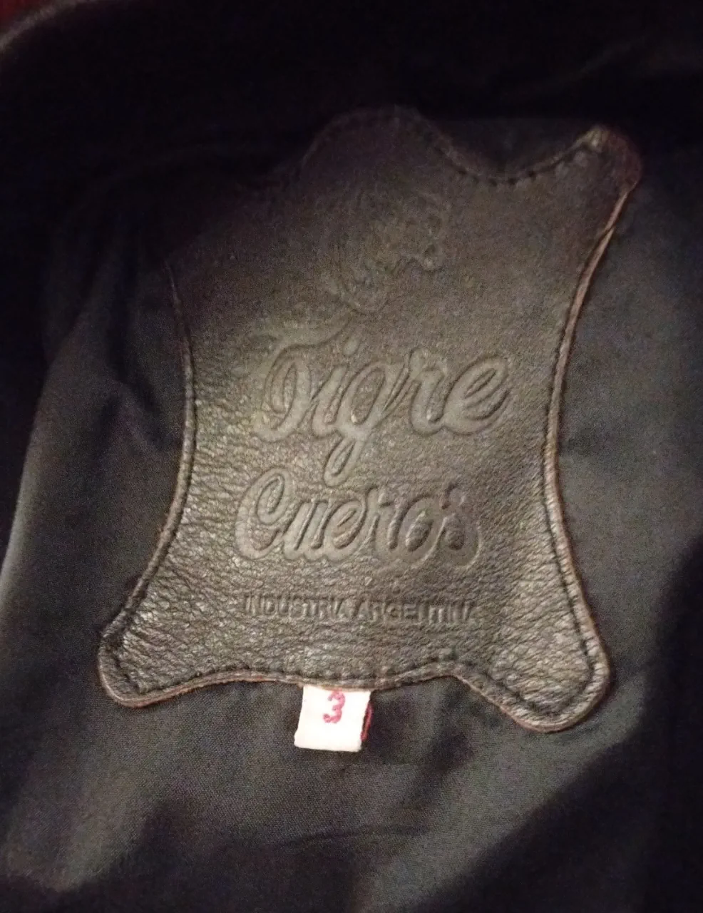 Campera Tigre cueros - imagen 4