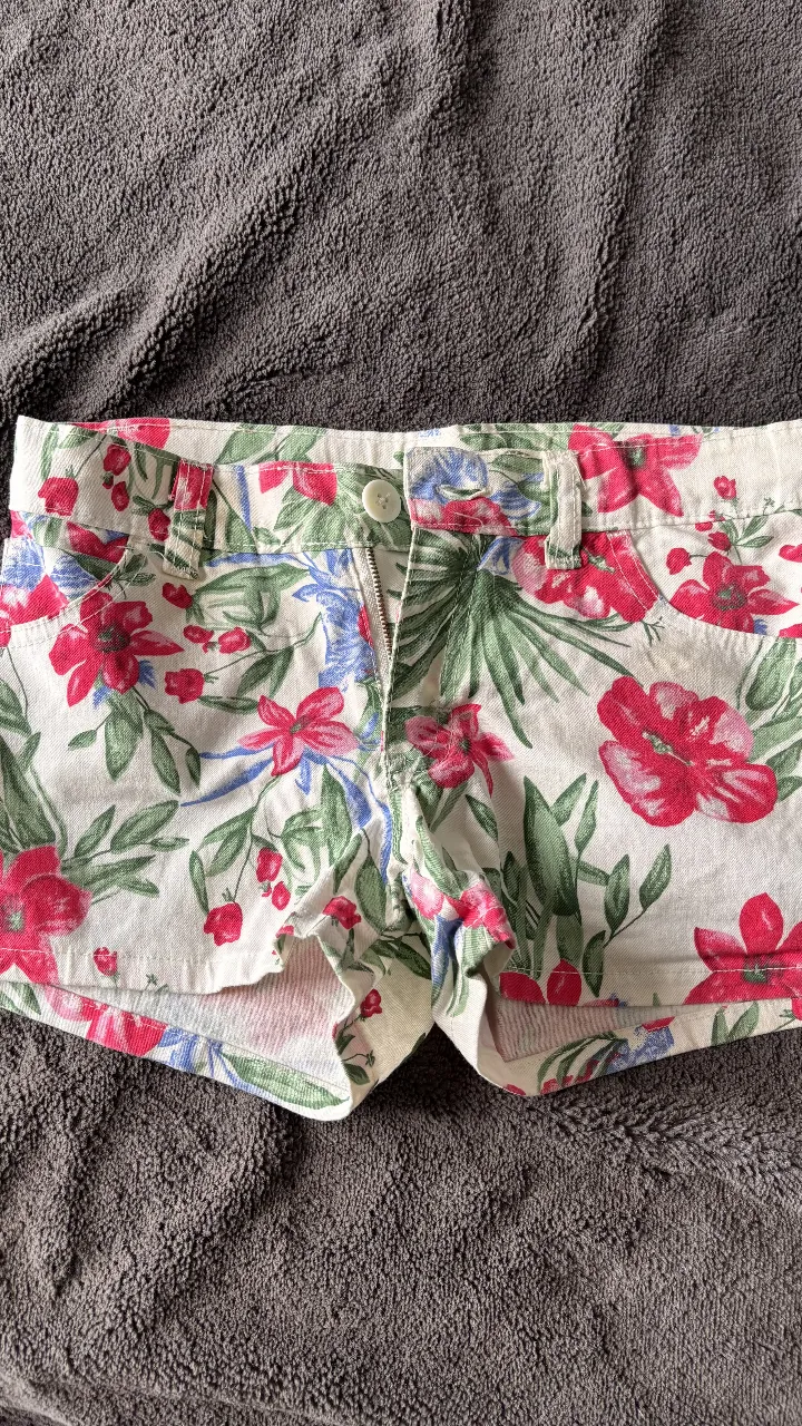 Bermuda CHEEKY · Talle 10 años / 140 cm