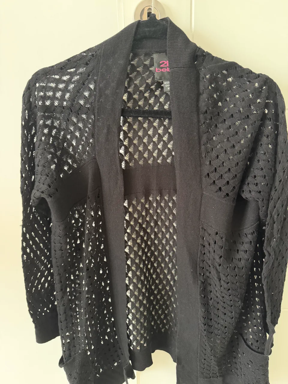 Cardigan Bebe · Talle M