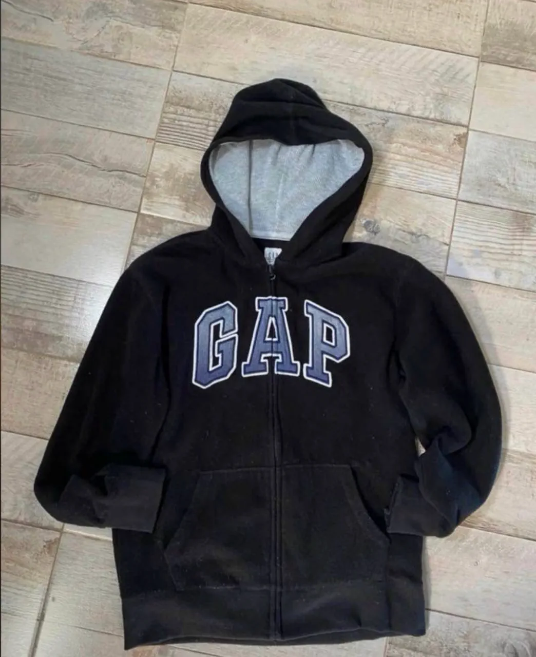Buzo GAP - imagen 1