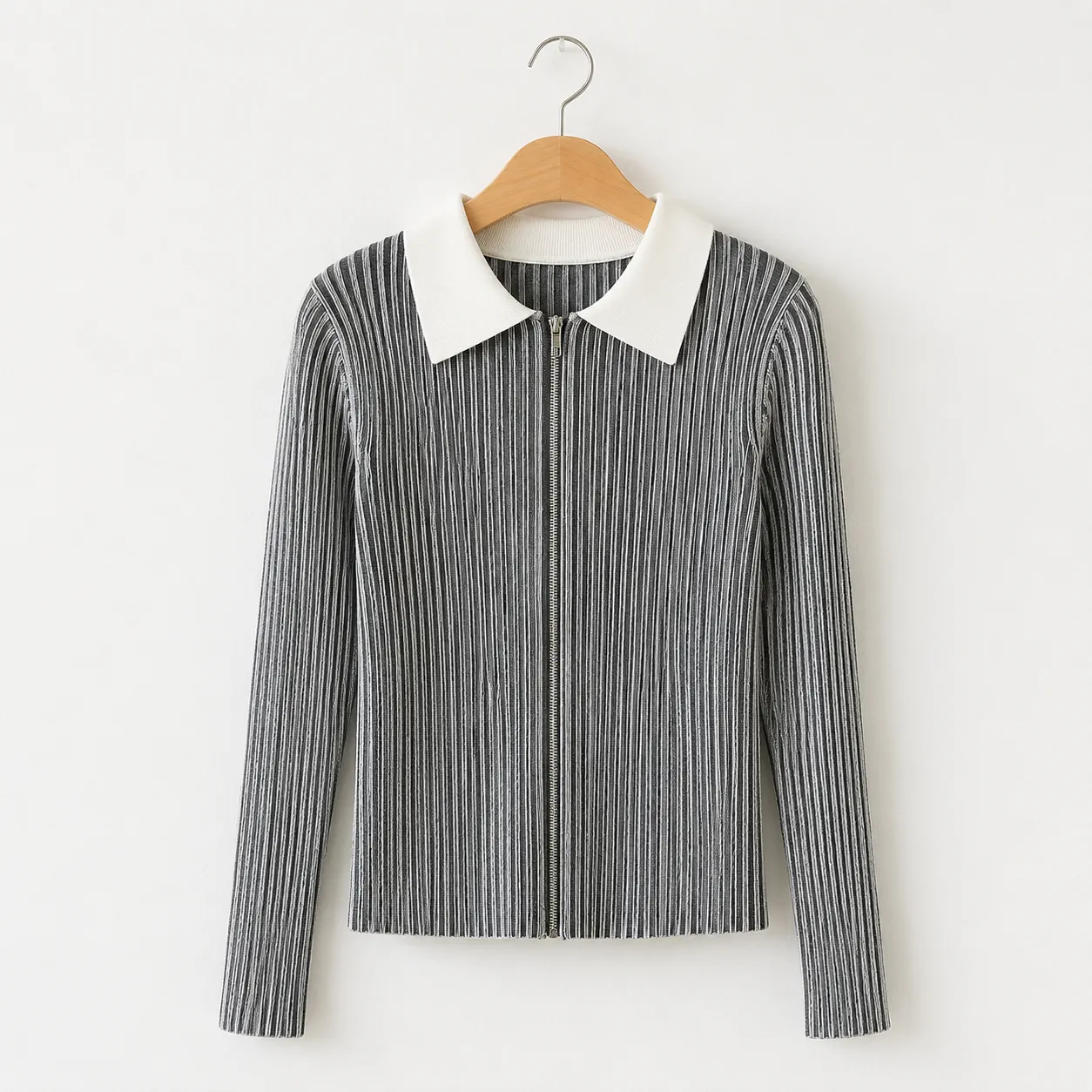 Buzo Showroom · Talle S