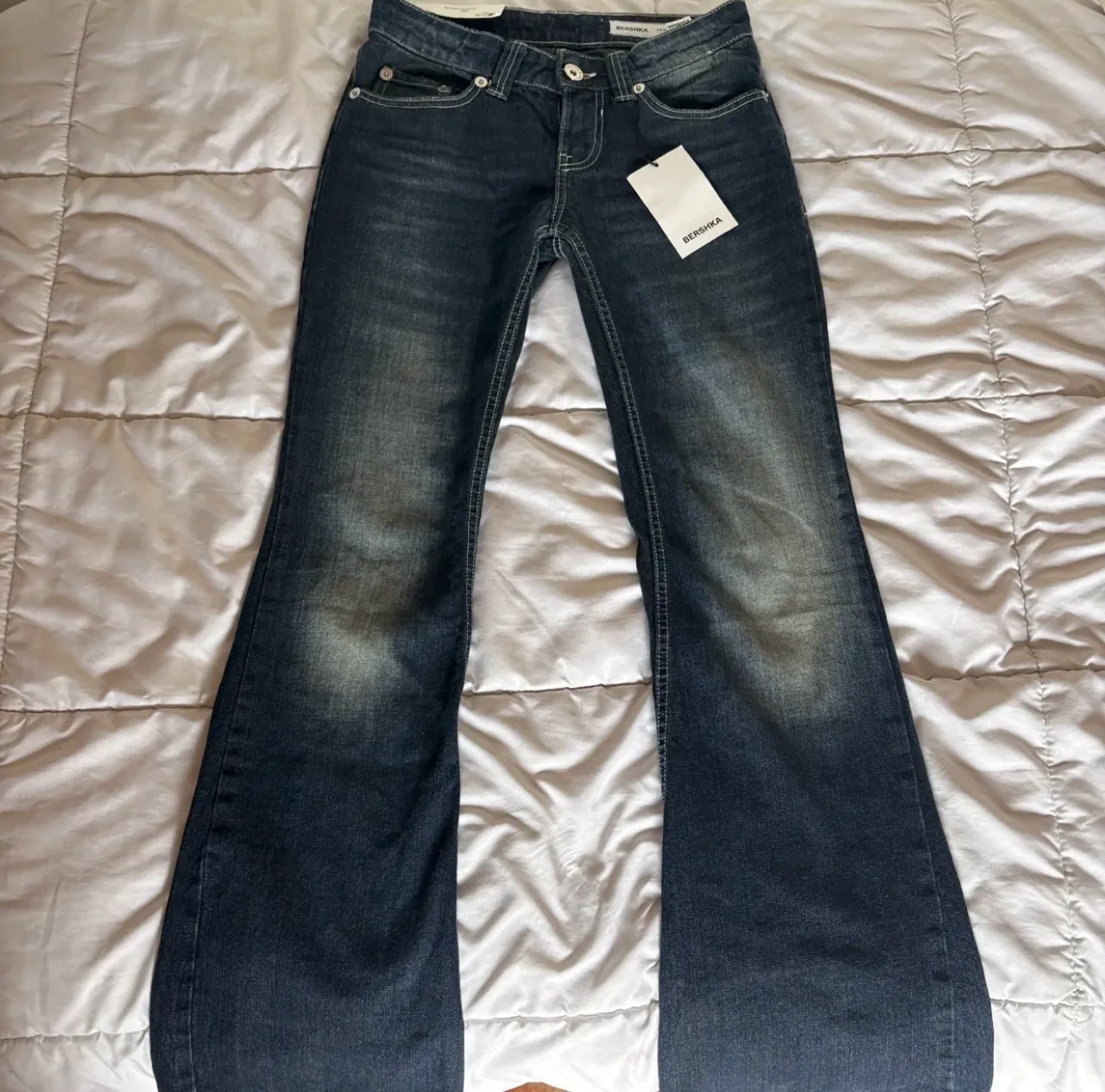 Jean Bershka · Talle EU 34
