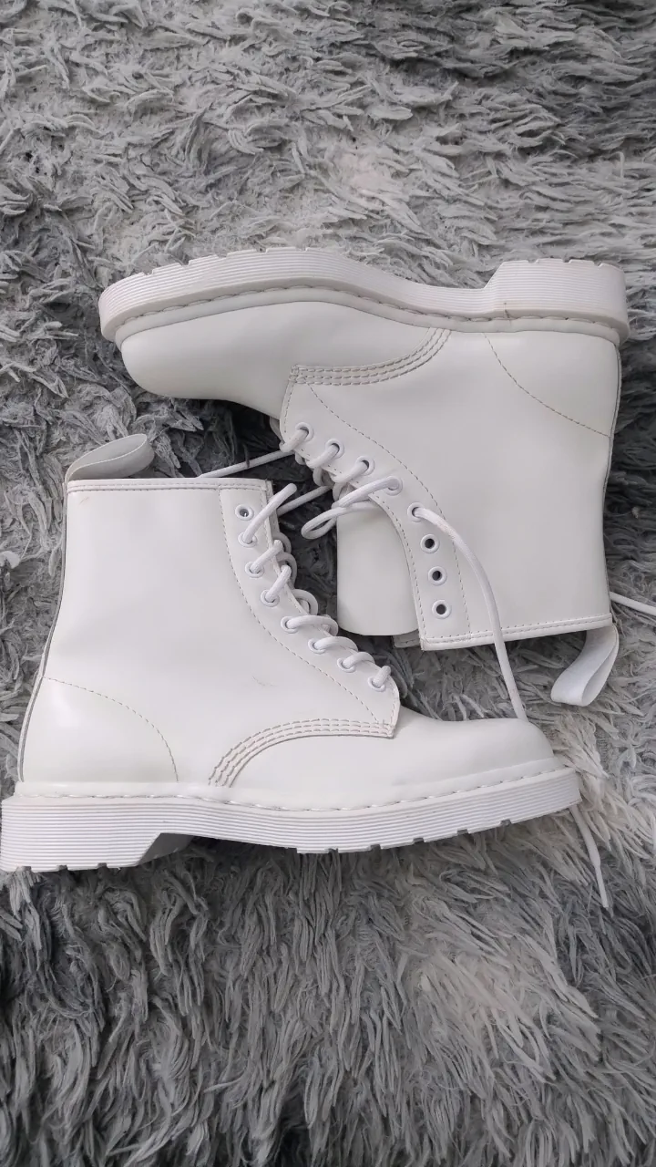 Borcegos Dr. Martens - imagen 1