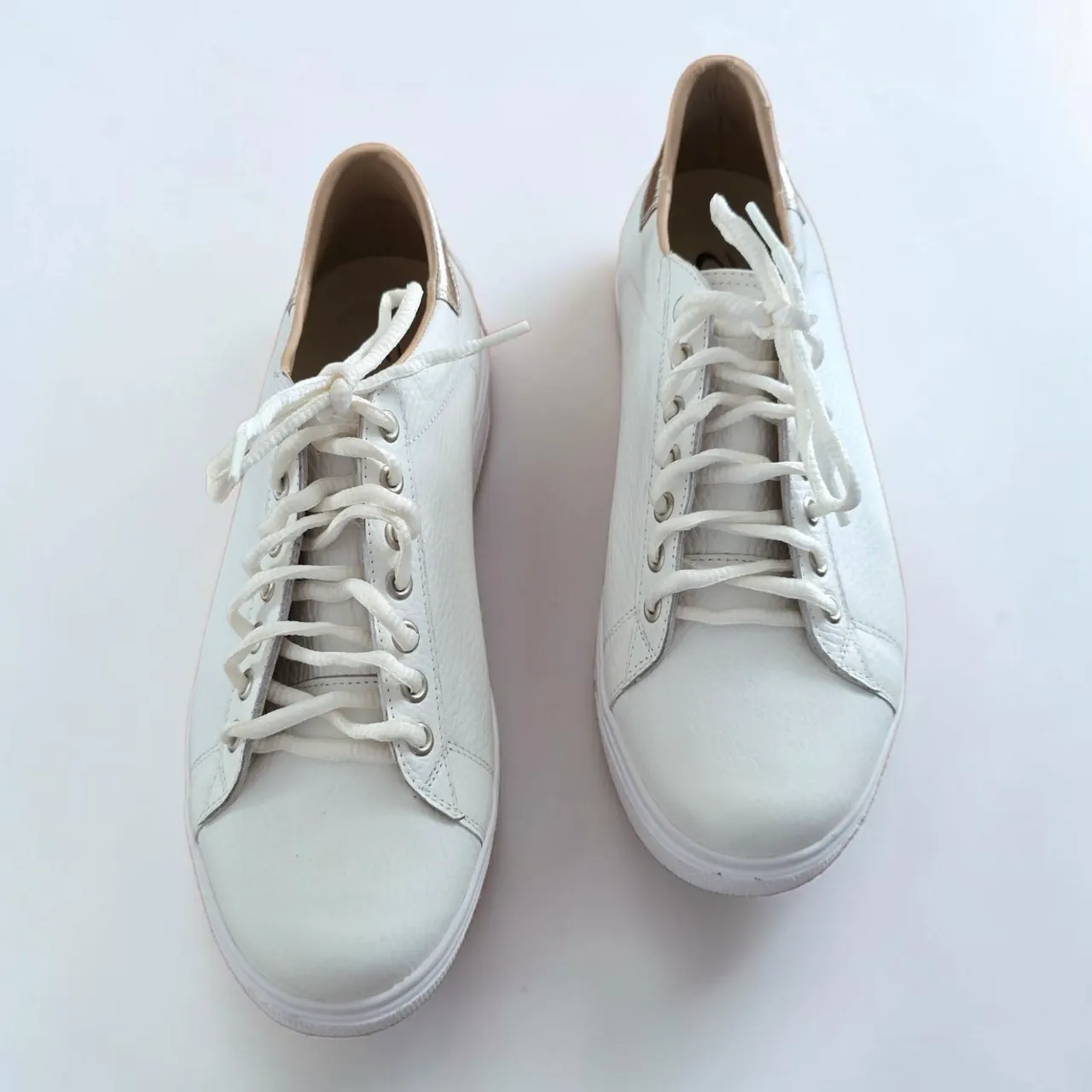 Zapatillas Cuero · Talle US 7.5