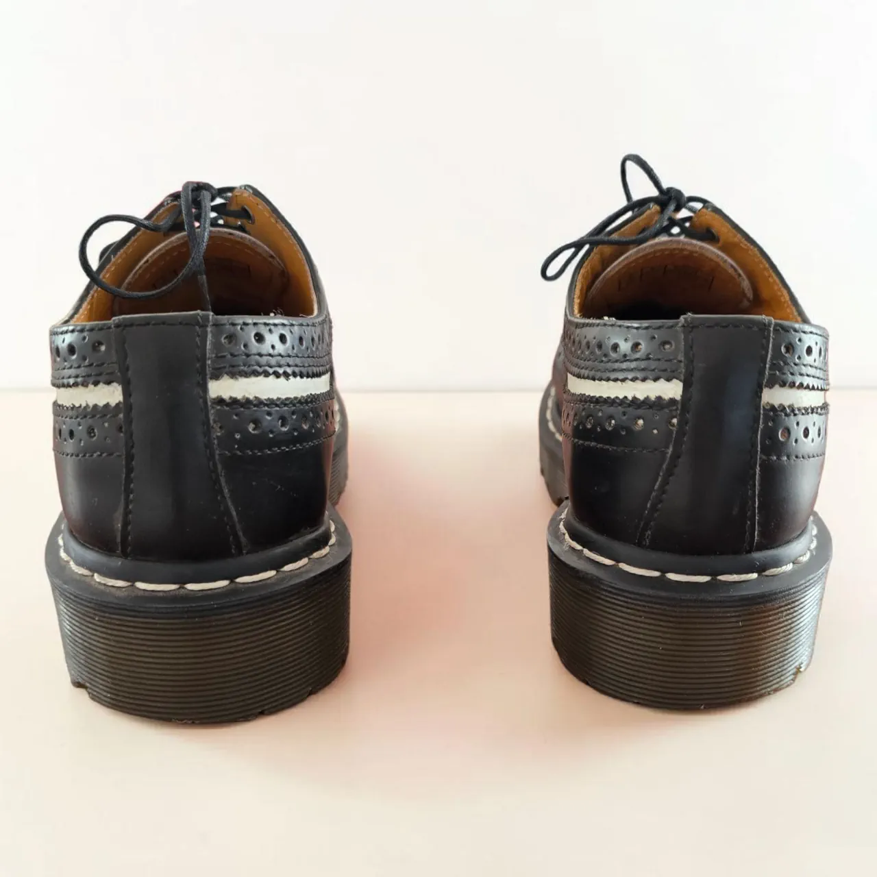 Zapatillas Dr. Martens - imagen 4