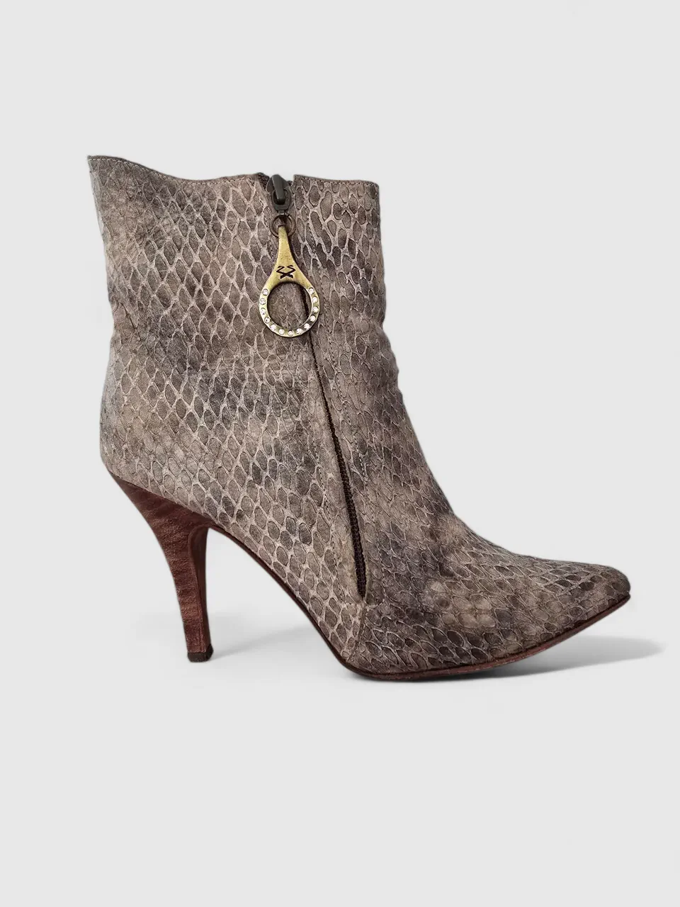 Botas Sarkany · Talle AR 39