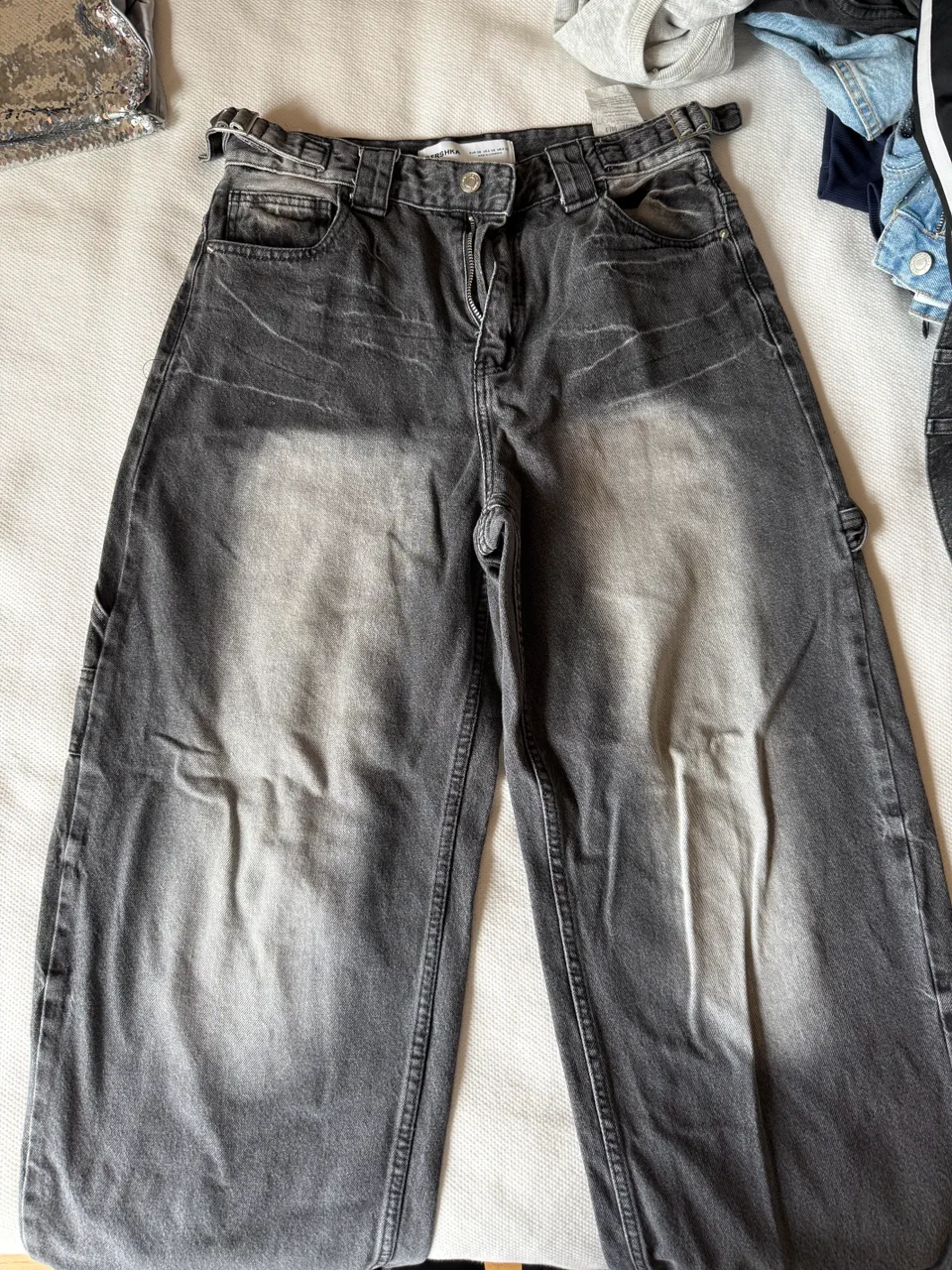Jean Bershka · Talle US 28