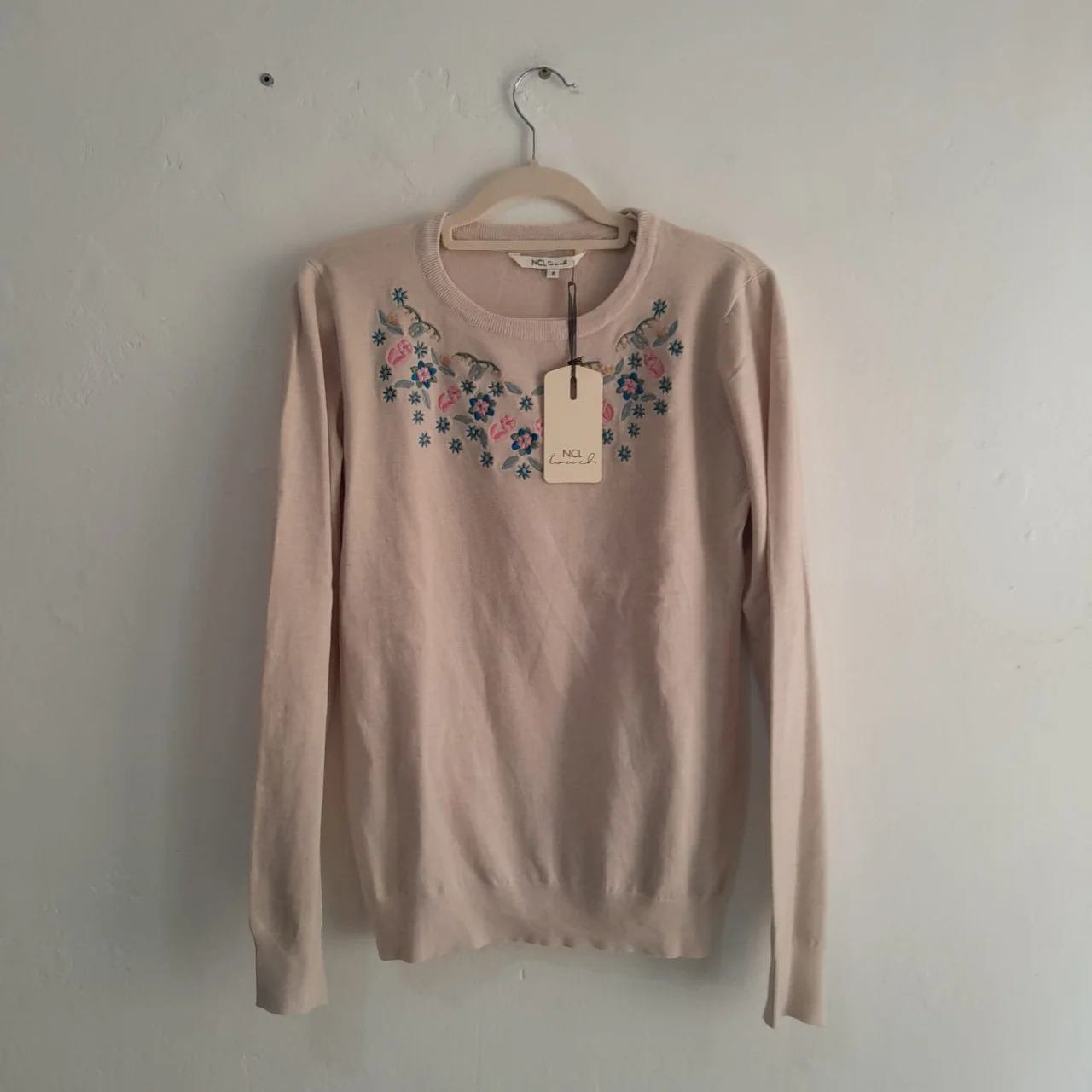Sweater Ncl · Talle M