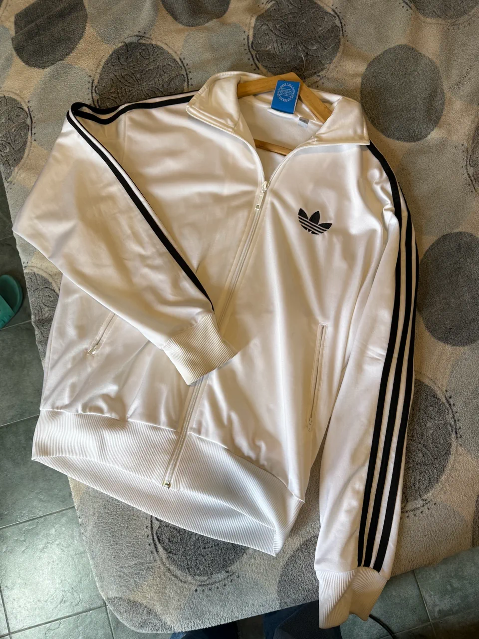 Buzo adidas - imagen 1