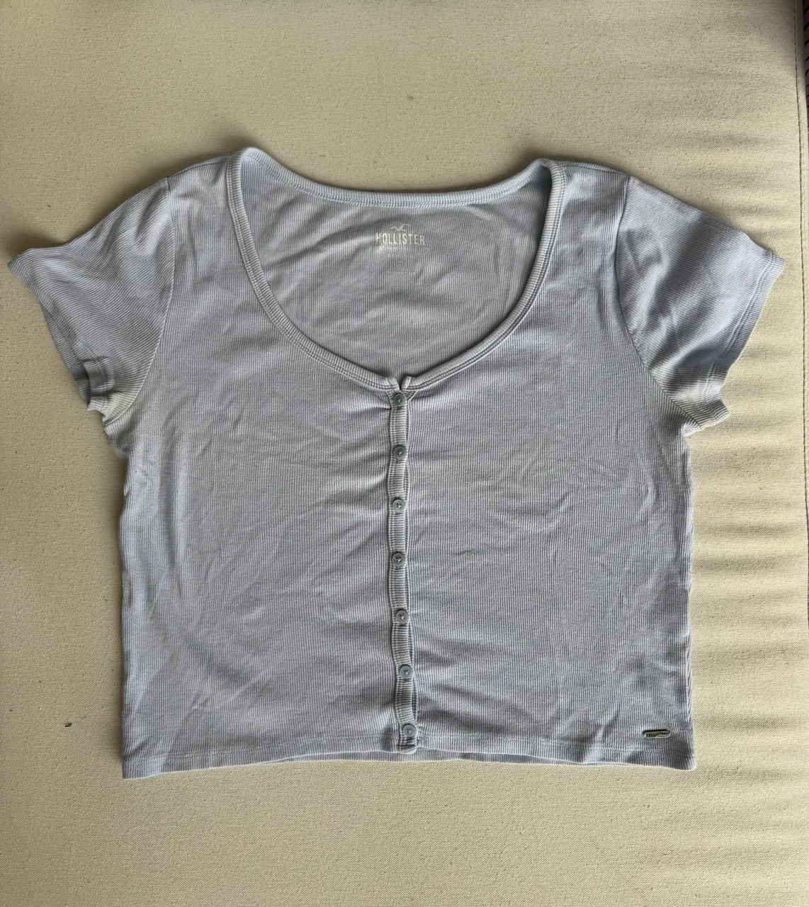 Hollister · Talle L